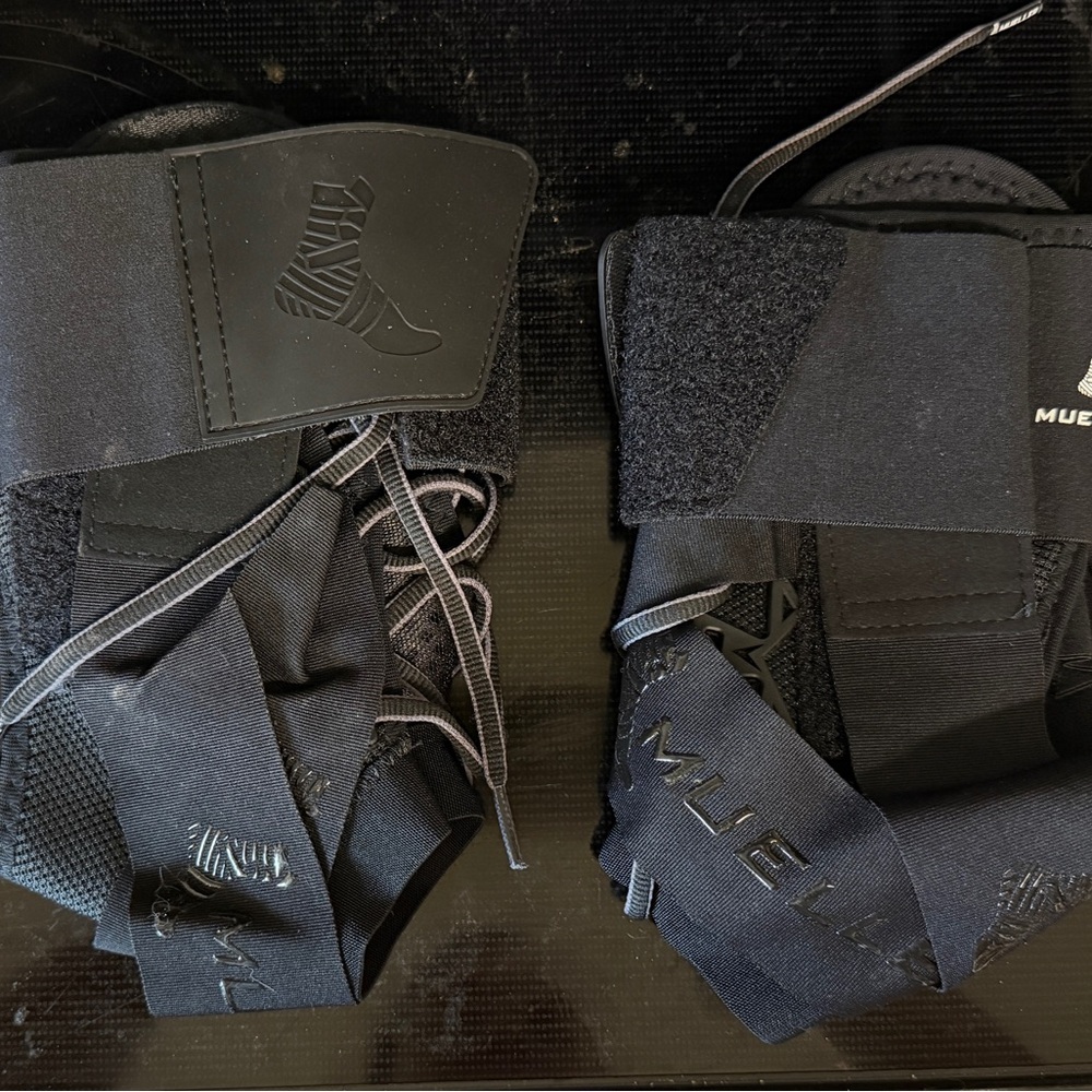 Mueller Black " The One" Ankle Support Brace